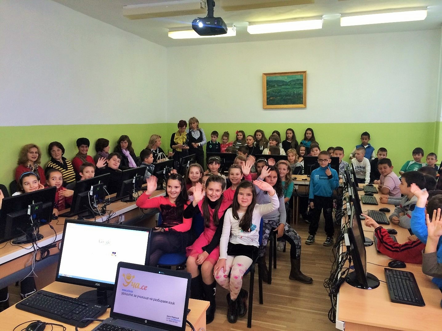 Ученици посрещат Уча.се